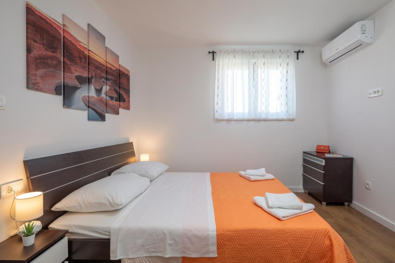 Metily Apartment Spalato Esterno foto